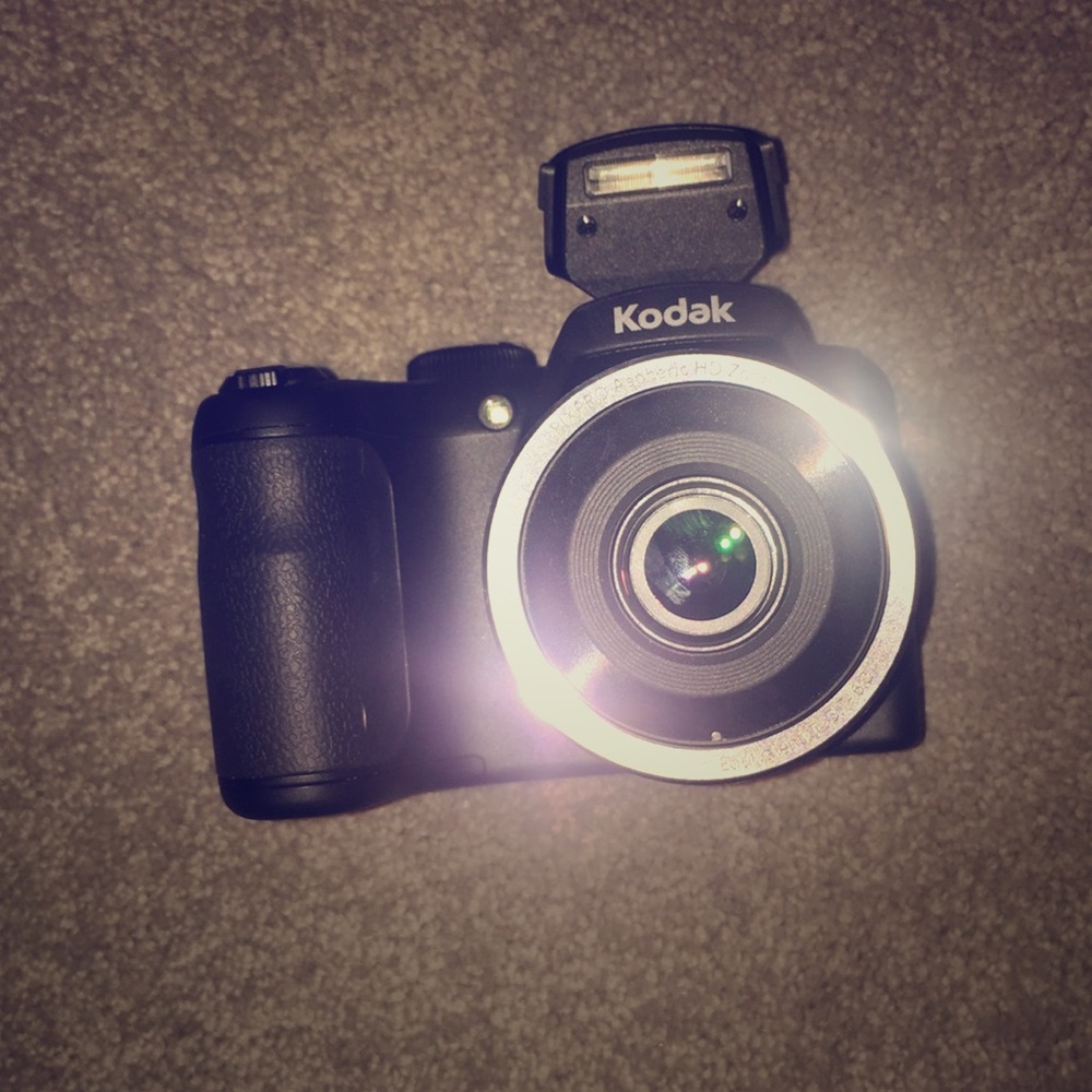 CAMERA